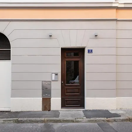 Apartmán Blake, Attico Con Parcheggio A