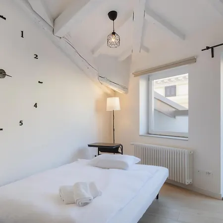 Blake, Attico Con Parcheggio A Apartmán *