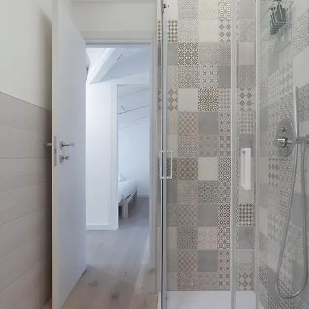 Apartment Blake, Attico Con Parcheggio A Trieste