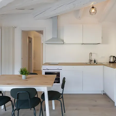 Apartment Blake, Attico Con Parcheggio A