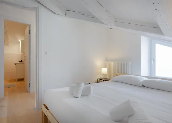 Blake, Attico Con Parcheggio A Apartment Trieste