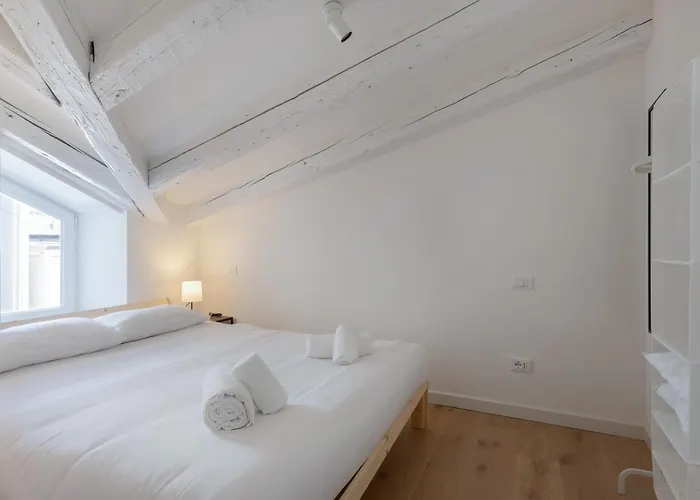 Apartment Blake, Attico Con Parcheggio A Trieste