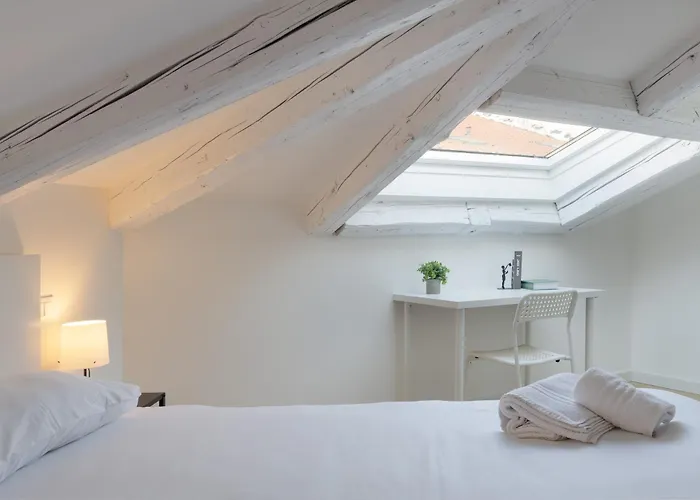 Blake, Attico Con Parcheggio A